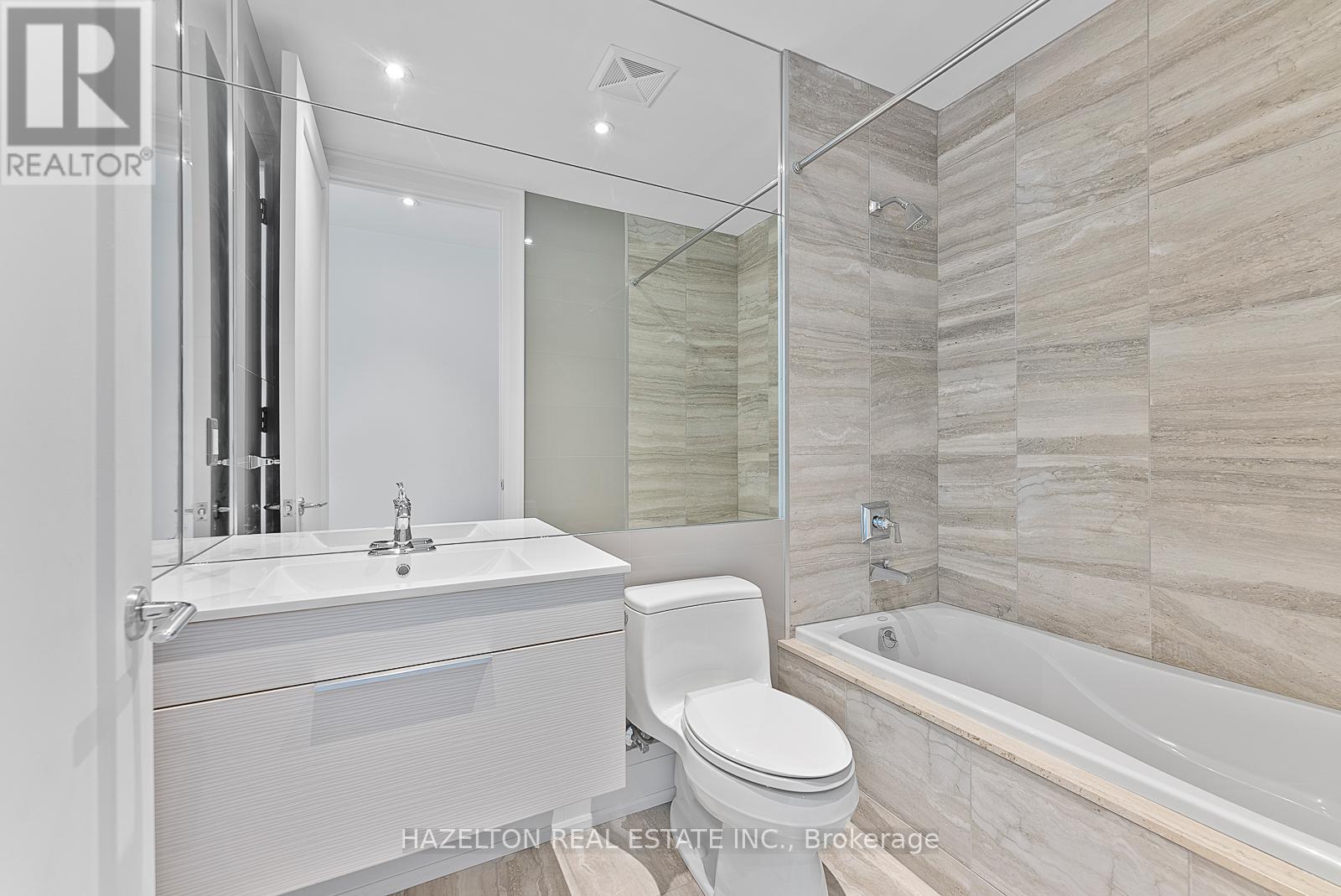 304 - 80 Yorkville Avenue, Toronto, Ontario  M5R 2C2 - Photo 17 - C13823036