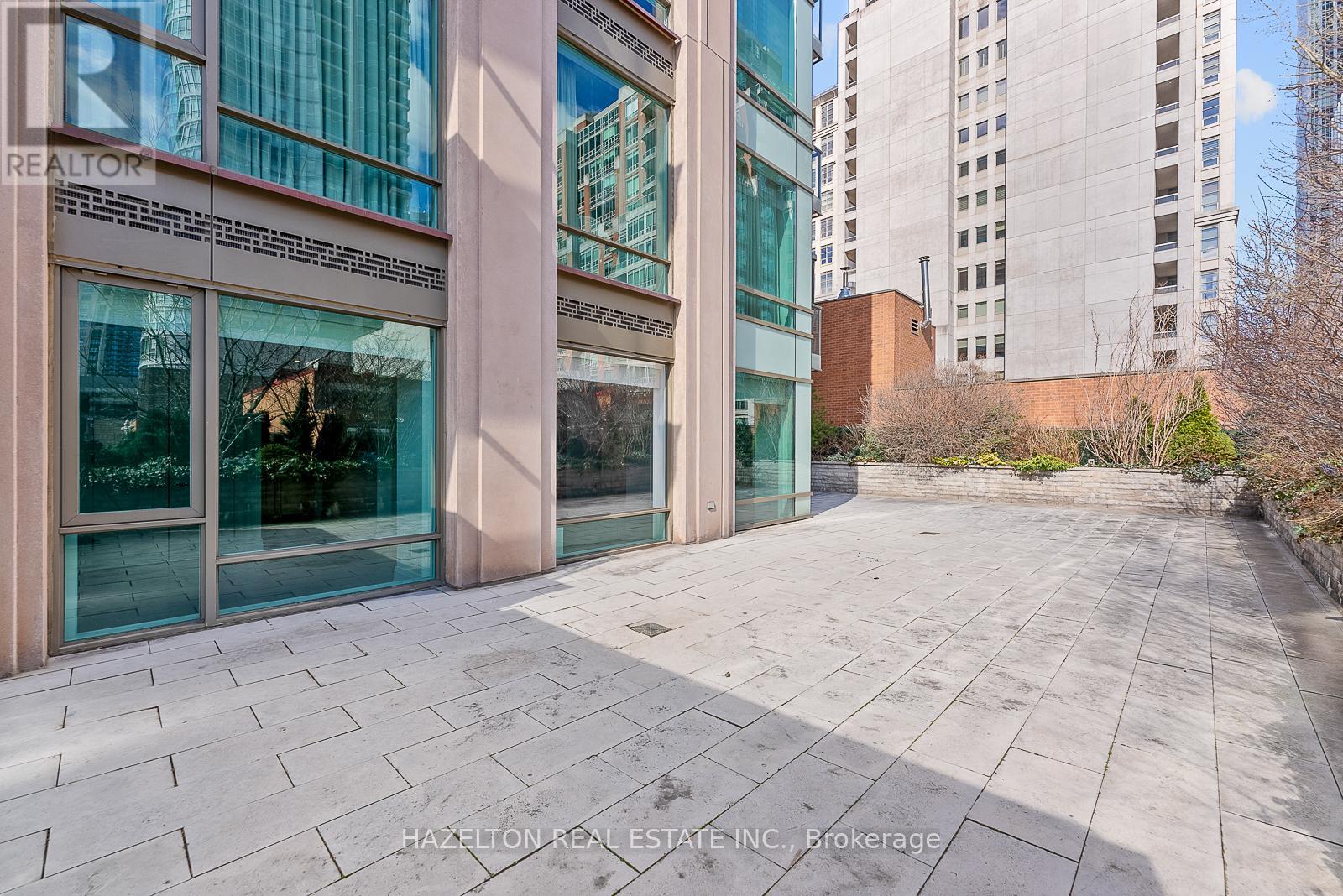 304 - 80 Yorkville Avenue, Toronto, Ontario  M5R 2C2 - Photo 24 - C13823036