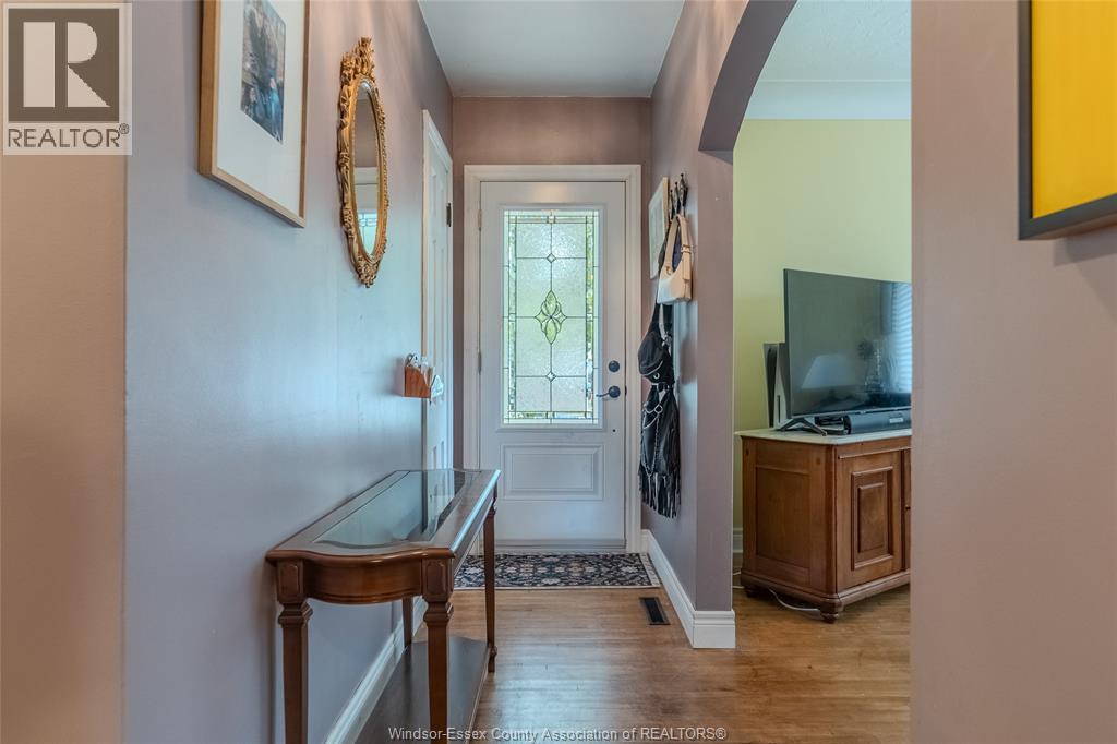 1546 California Avenue, Windsor, Ontario  N9B 3A3 - Photo 6 - 26023440