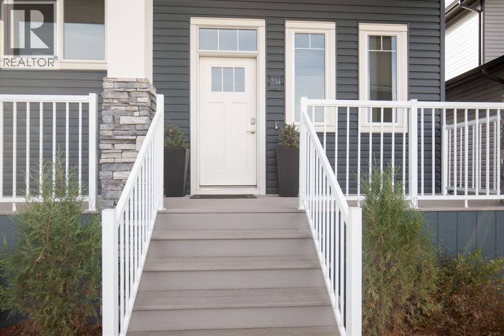 234 Livingston Close, Red Deer, Alberta  T4R 0S8 - Photo 4 - A2347690