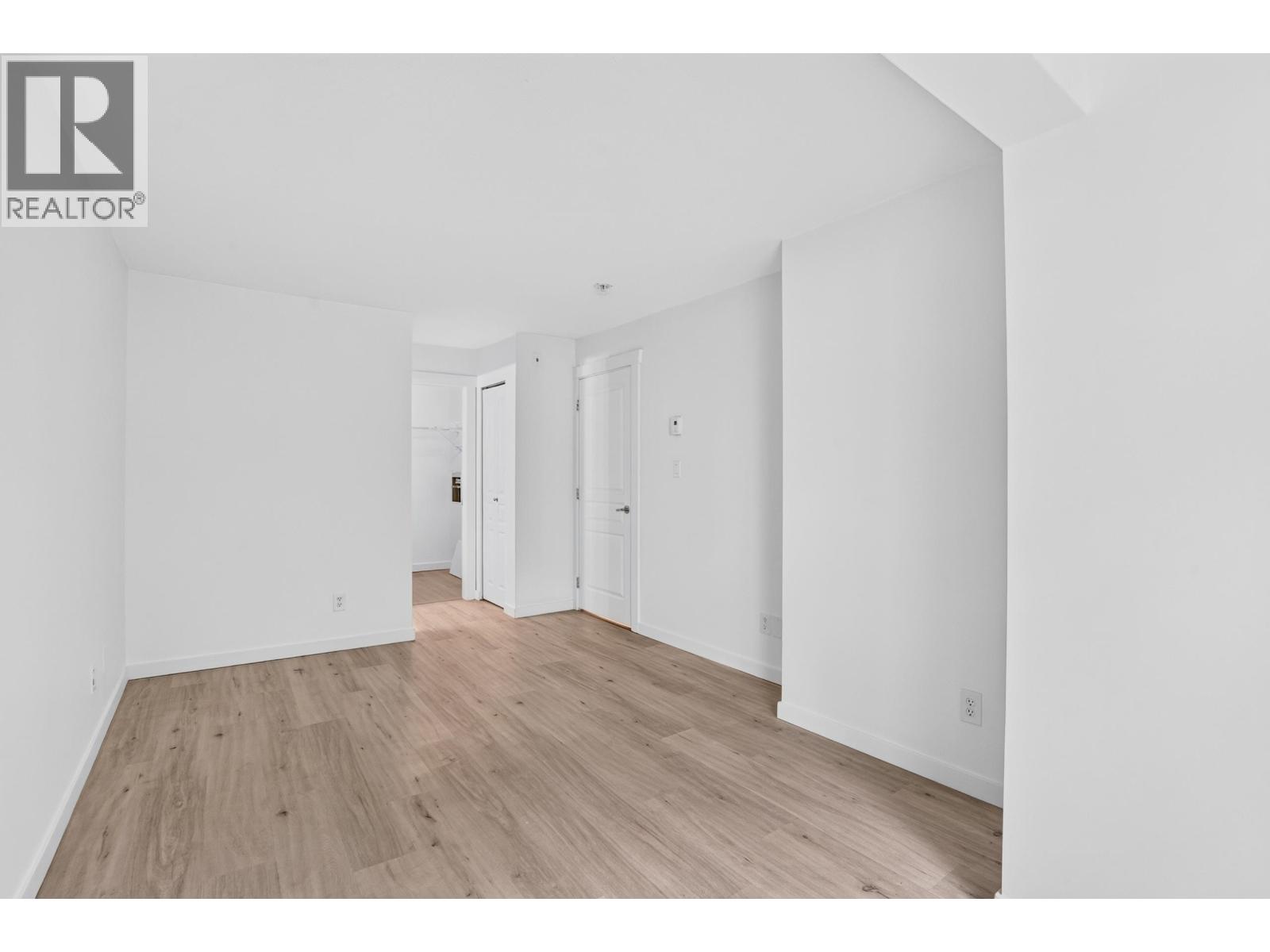 303 2998 Silver Springs Boulevard, Coquitlam, British Columbia  V3E 3R7 - Photo 15 - R3169158