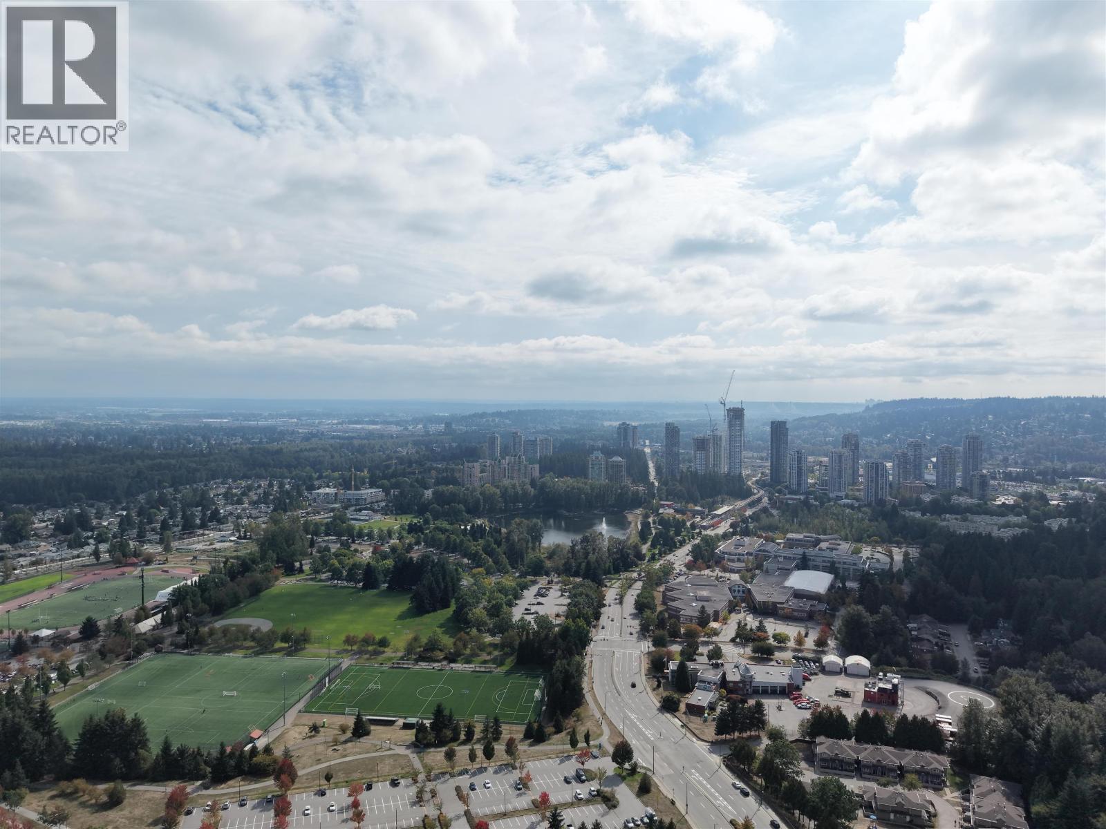 303 2998 Silver Springs Boulevard, Coquitlam, British Columbia  V3E 3R7 - Photo 3 - R3169158