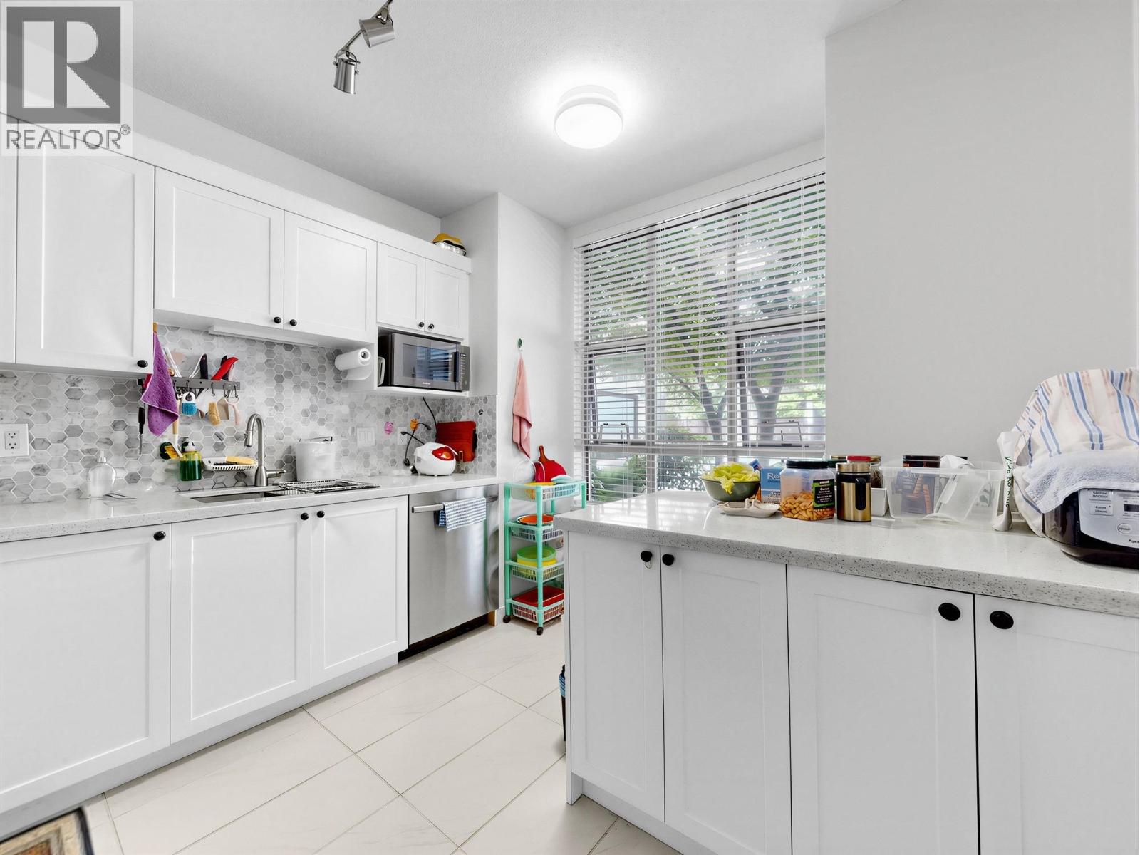 8268 Saba Road, Richmond, British Columbia  V6Y 4C6 - Photo 9 - R3169160