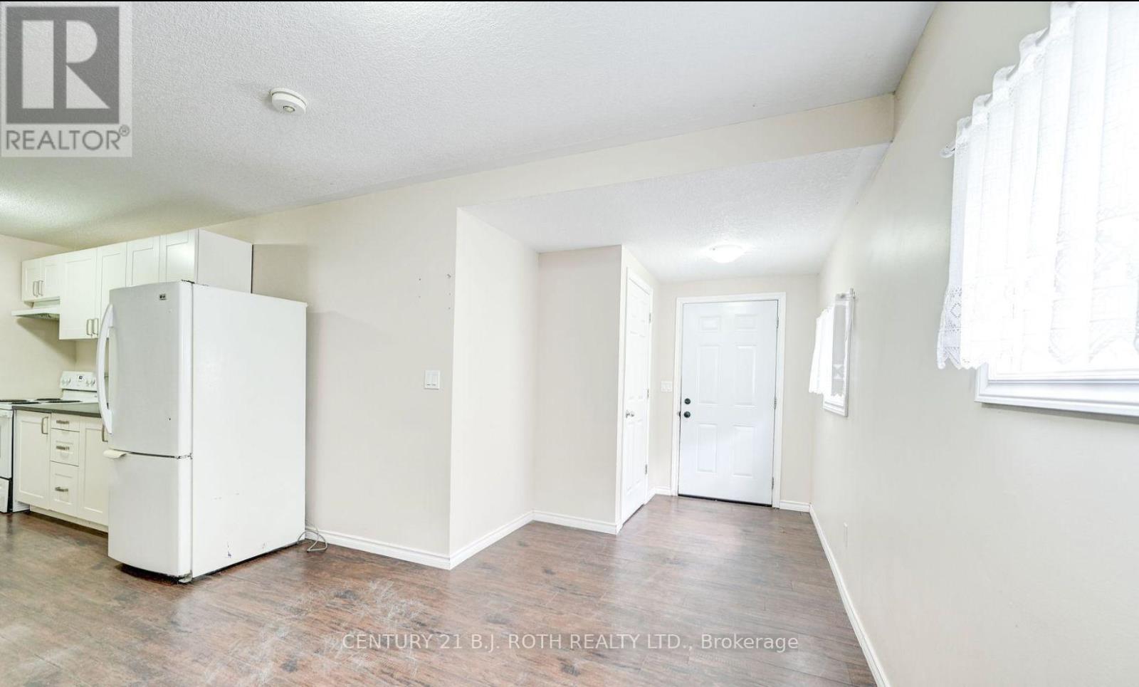 3 - 303 Moffat Street, Orillia, Ontario L3V 4E9 - Photo 4 - S13823108