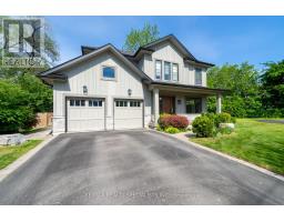 18 FLORENCE DRIVE, Oakville, Ontario