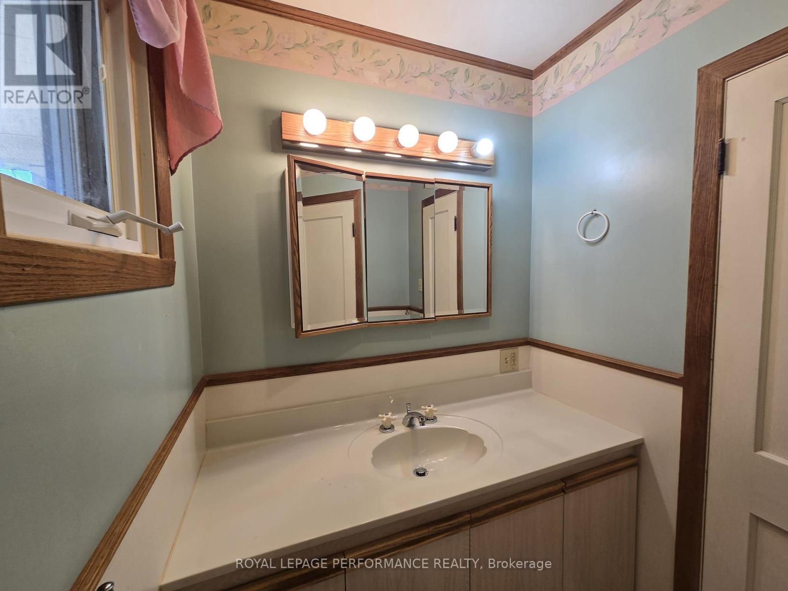 436 4th Street E, Cornwall, Ontario  K6H 2J6 - Photo 24 - X13822492