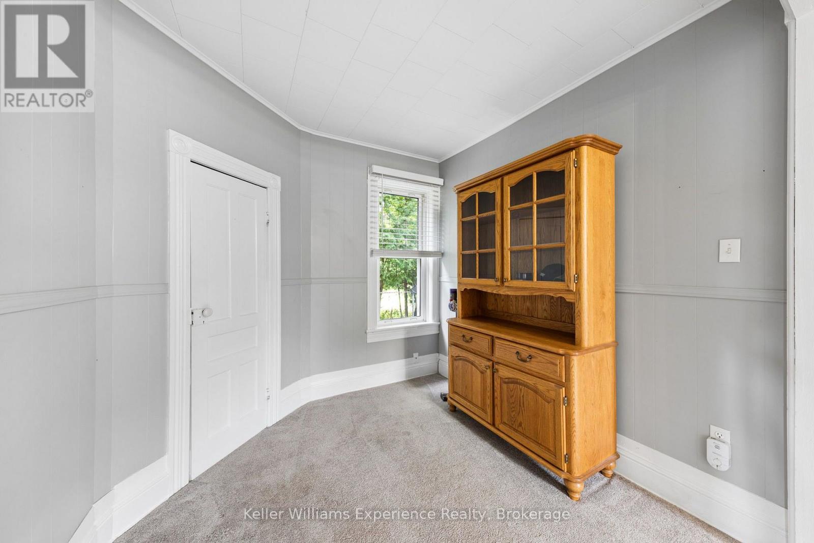 17 Stone Street, Springwater, Ontario  L0L 1P0 - Photo 10 - S13822510