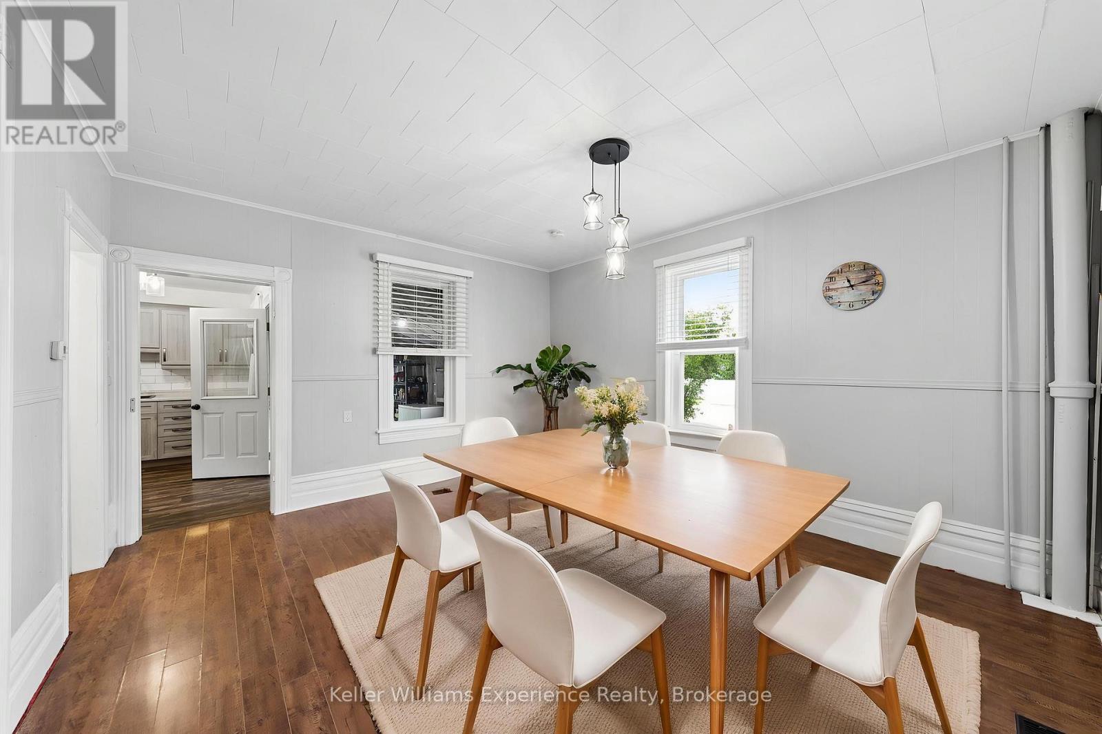 17 Stone Street, Springwater, Ontario  L0L 1P0 - Photo 6 - S13822510