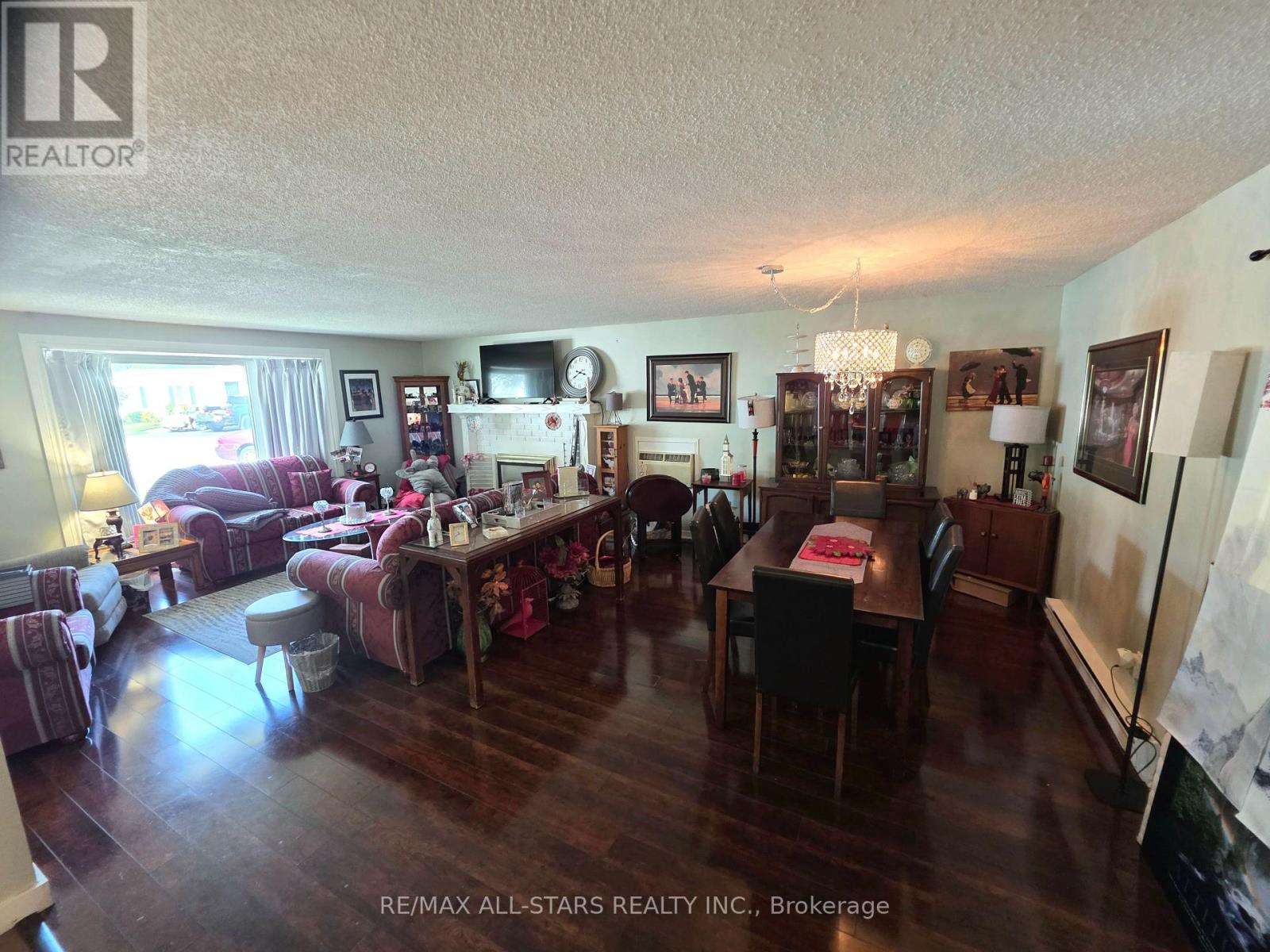 17 Pineridge Court, Clarington, Ontario  L1B 1B9 - Photo 10 - E13805908