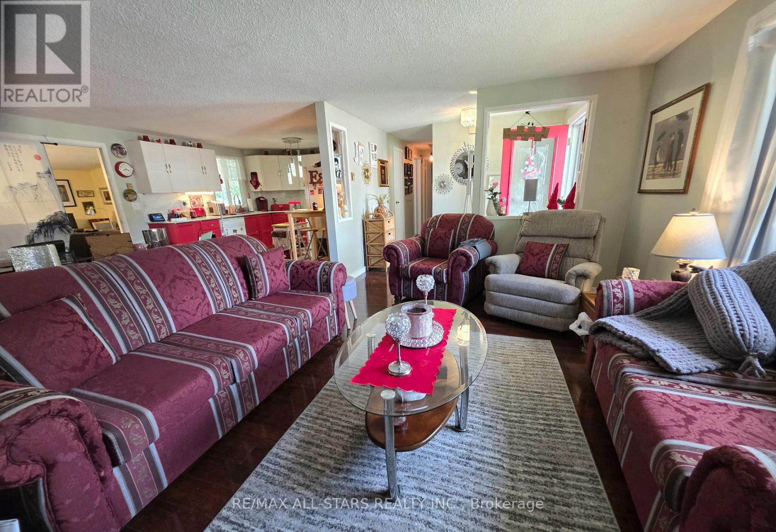 17 Pineridge Court, Clarington, Ontario  L1B 1B9 - Photo 8 - E13805908