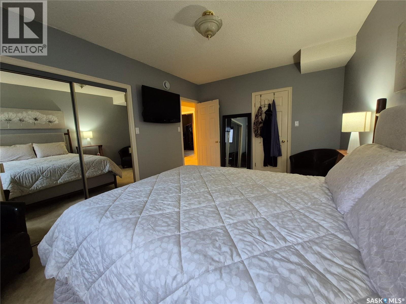 280 Hayes Drive, Swift Current, Saskatchewan  S9H 4H1 - Photo 28 - SK049197