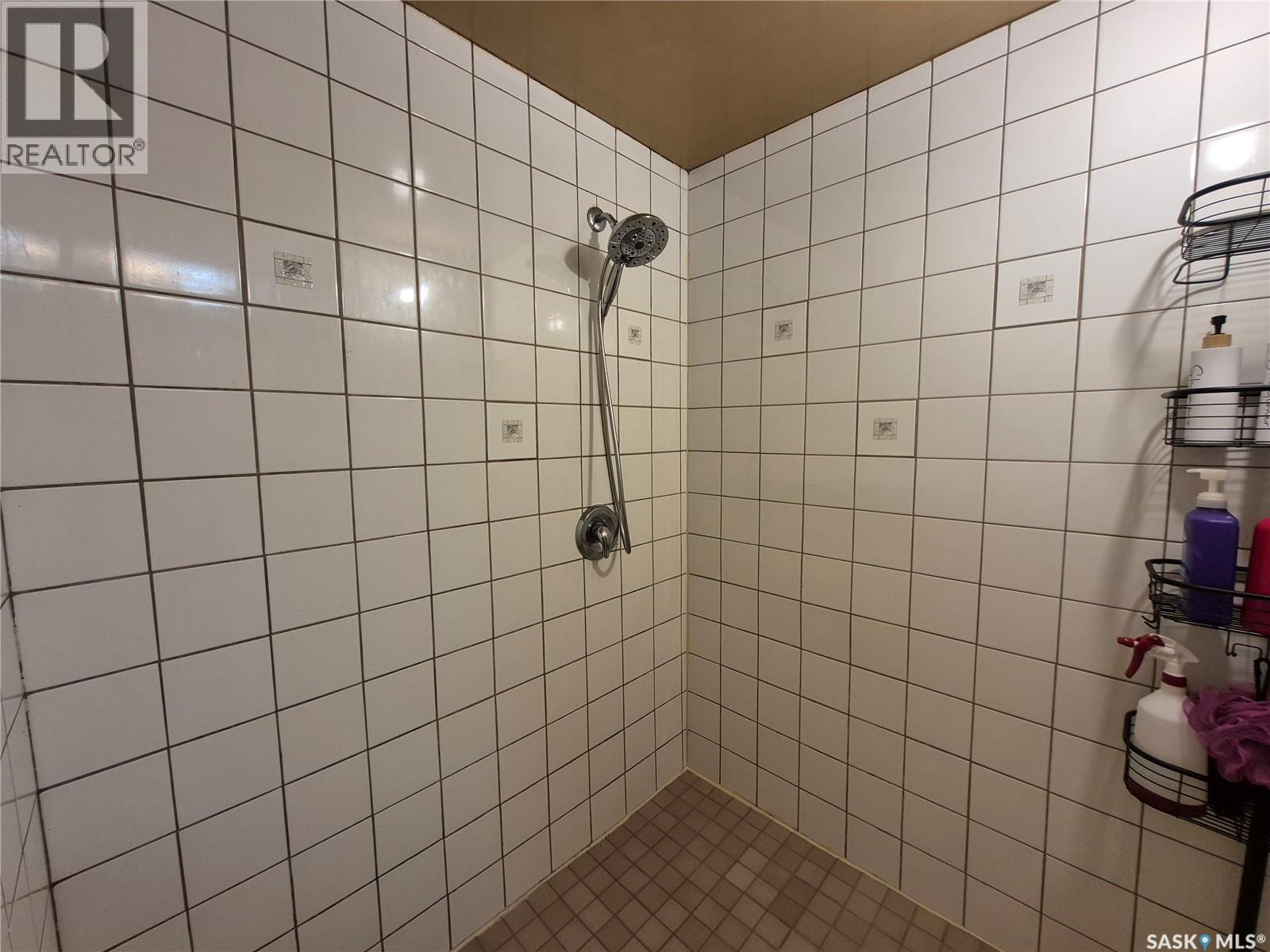280 Hayes Drive, Swift Current, Saskatchewan  S9H 4H1 - Photo 31 - SK049197