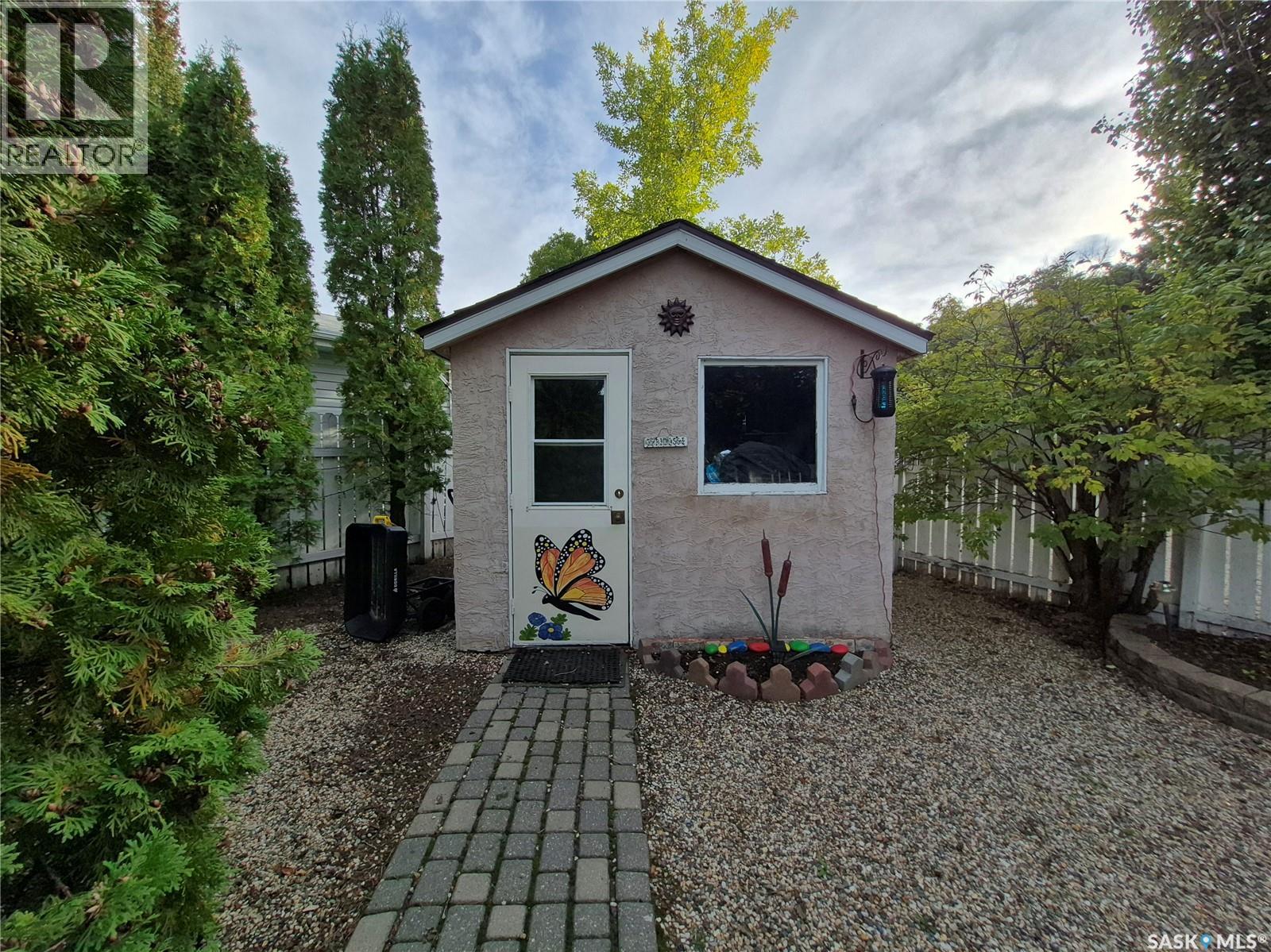 280 Hayes Drive, Swift Current, Saskatchewan  S9H 4H1 - Photo 45 - SK049197