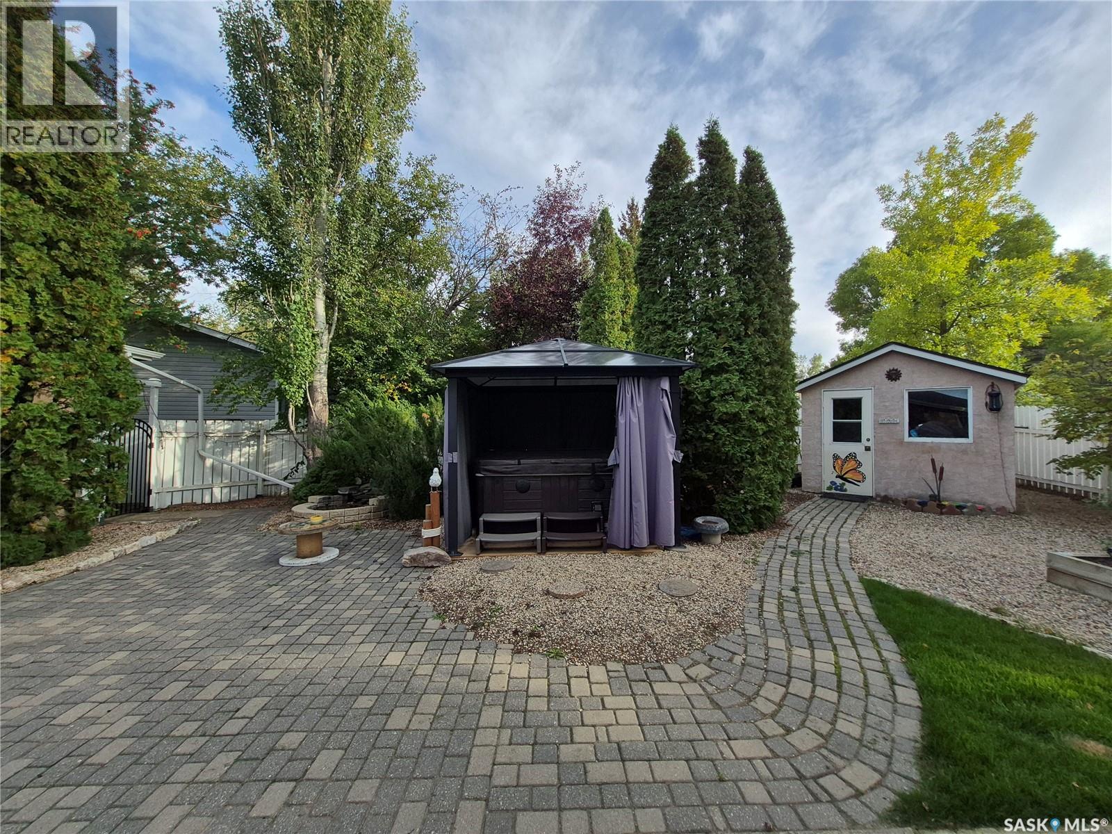 280 Hayes Drive, Swift Current, Saskatchewan  S9H 4H1 - Photo 44 - SK049197