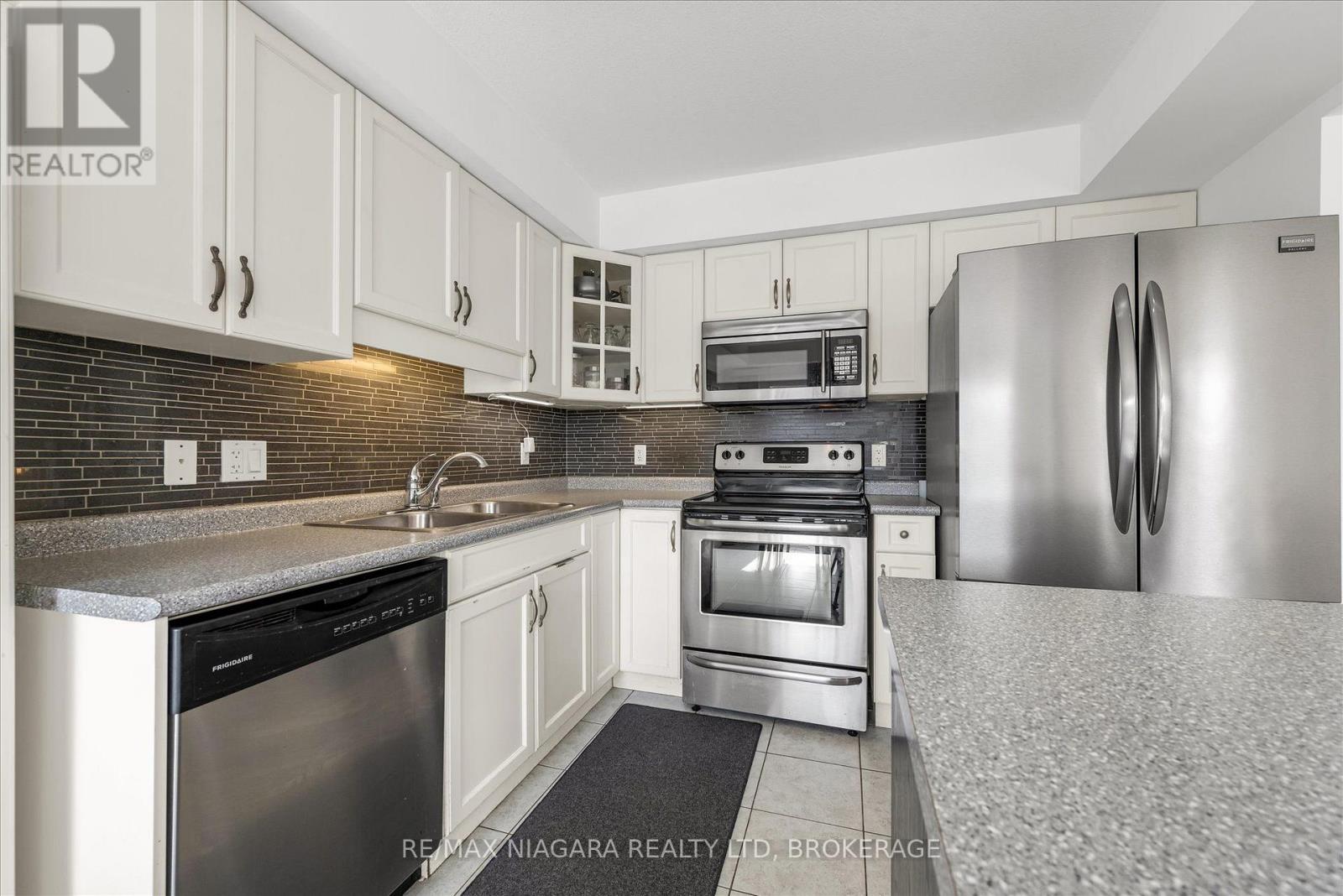 187 Cardinal Crescent, Welland (Coyle Creek), Ontario L3C 0B7 - Photo 3 - X13823210