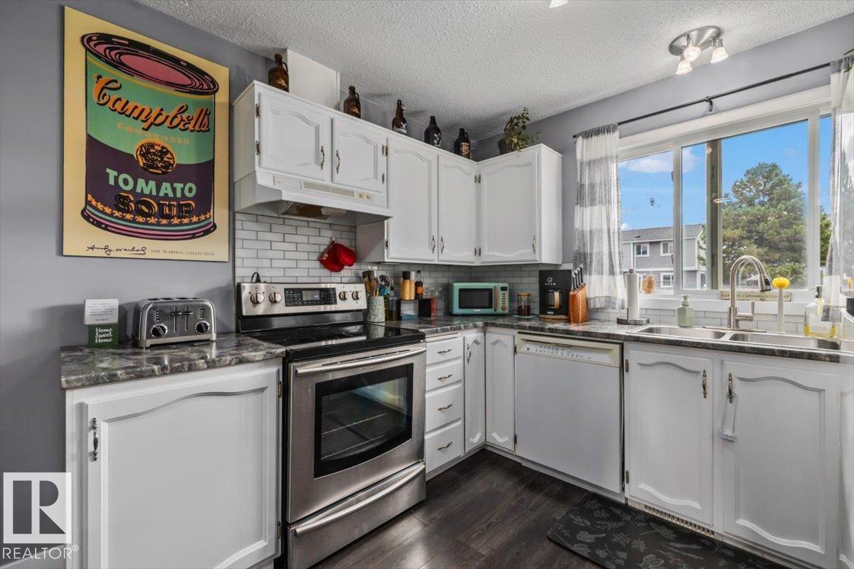 1040 Lakewood Rd N Nw Nw, Edmonton, Alberta  T6K 3T7 - Photo 11 - E4510144