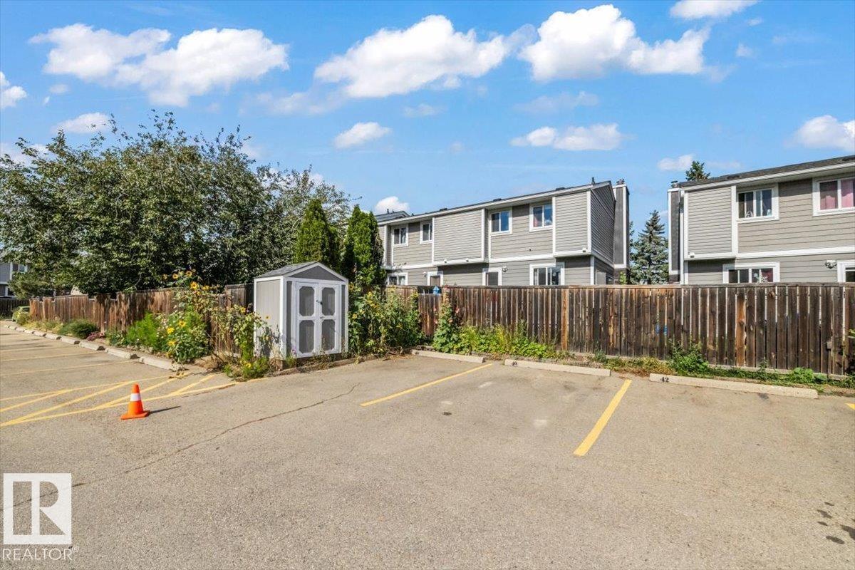 1040 Lakewood Rd N Nw Nw, Edmonton, Alberta  T6K 3T7 - Photo 33 - E4510144