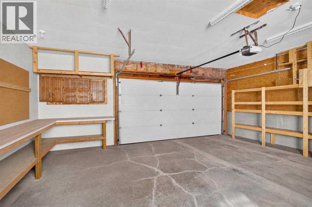 112 Beaconsfield Rise NW, Calgary, Alberta  T3K 1X4 - Photo 34 - A2347791