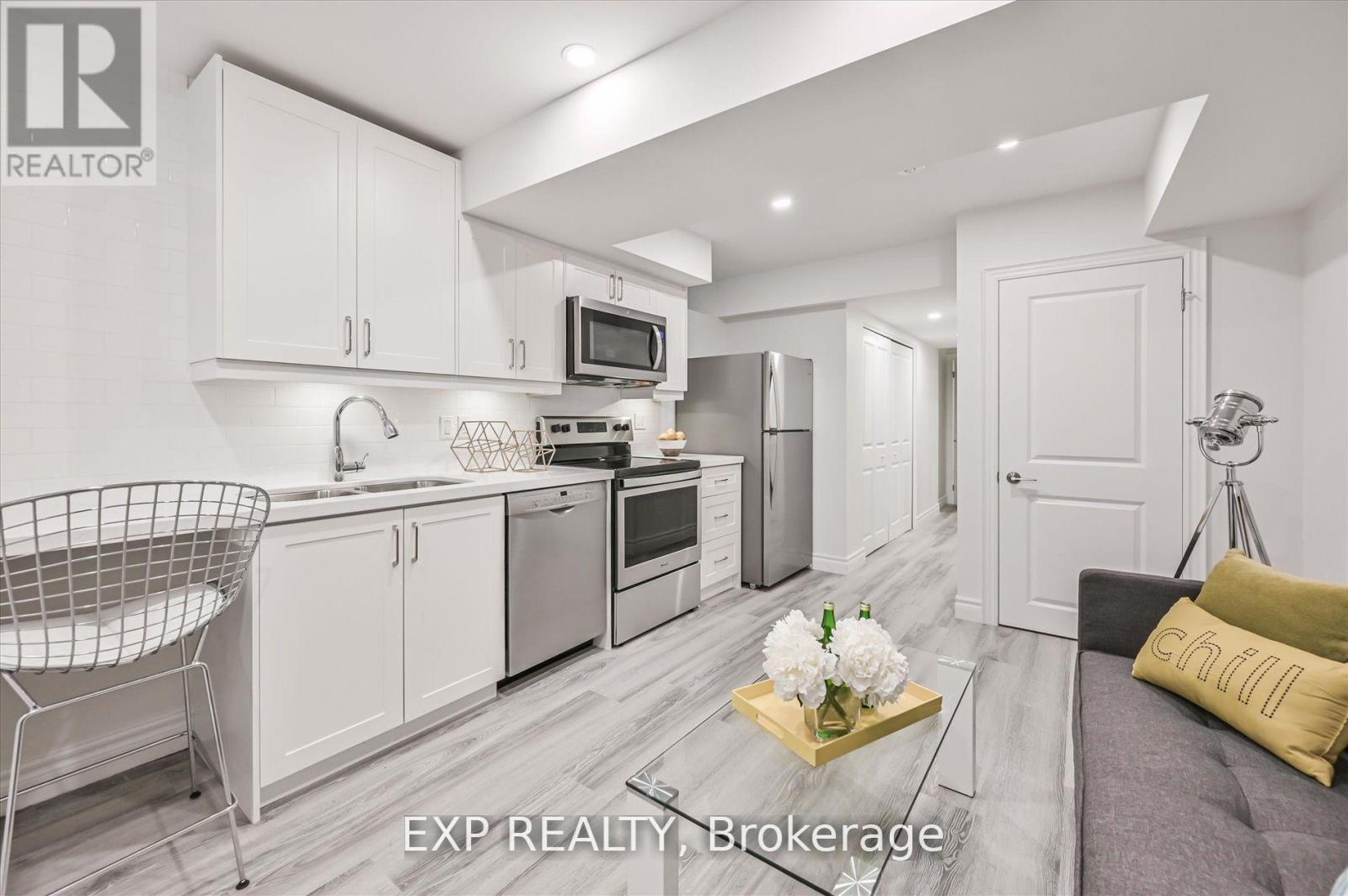 B - 922 LOGAN AVENUE, Toronto, Ontario