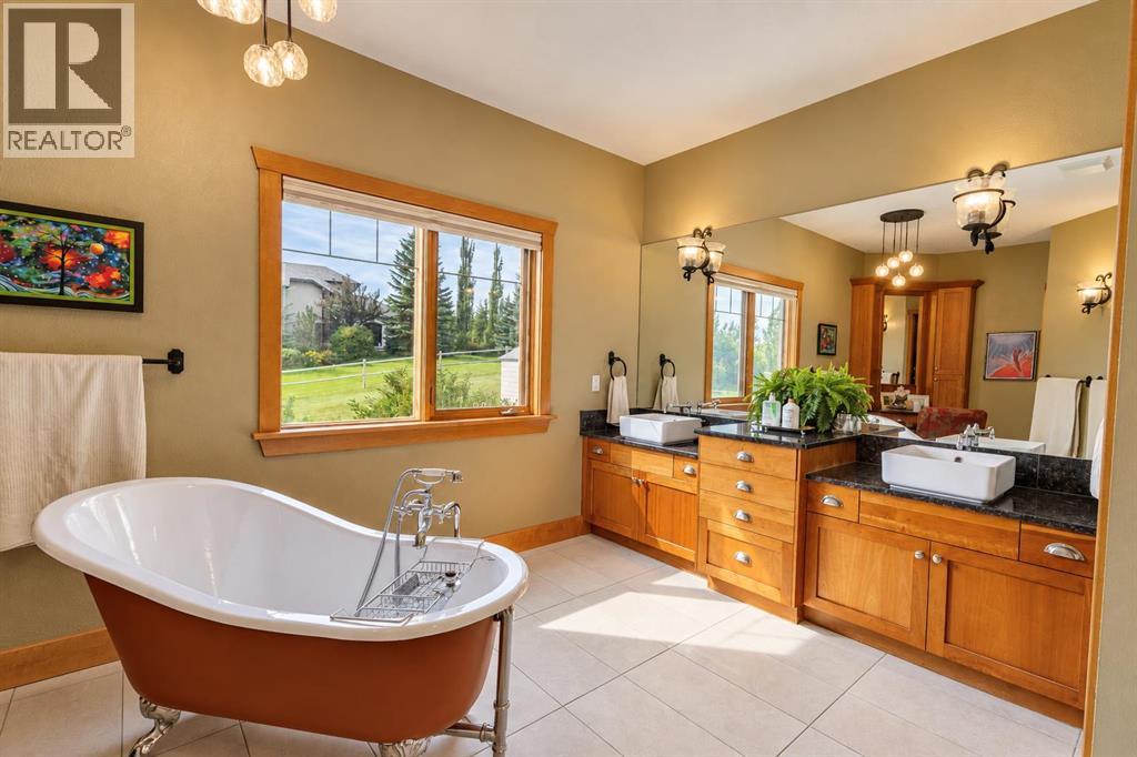 15 Gray Way, Rural Rocky View County, Alberta  T3R 1K7 - Photo 20 - A2347356