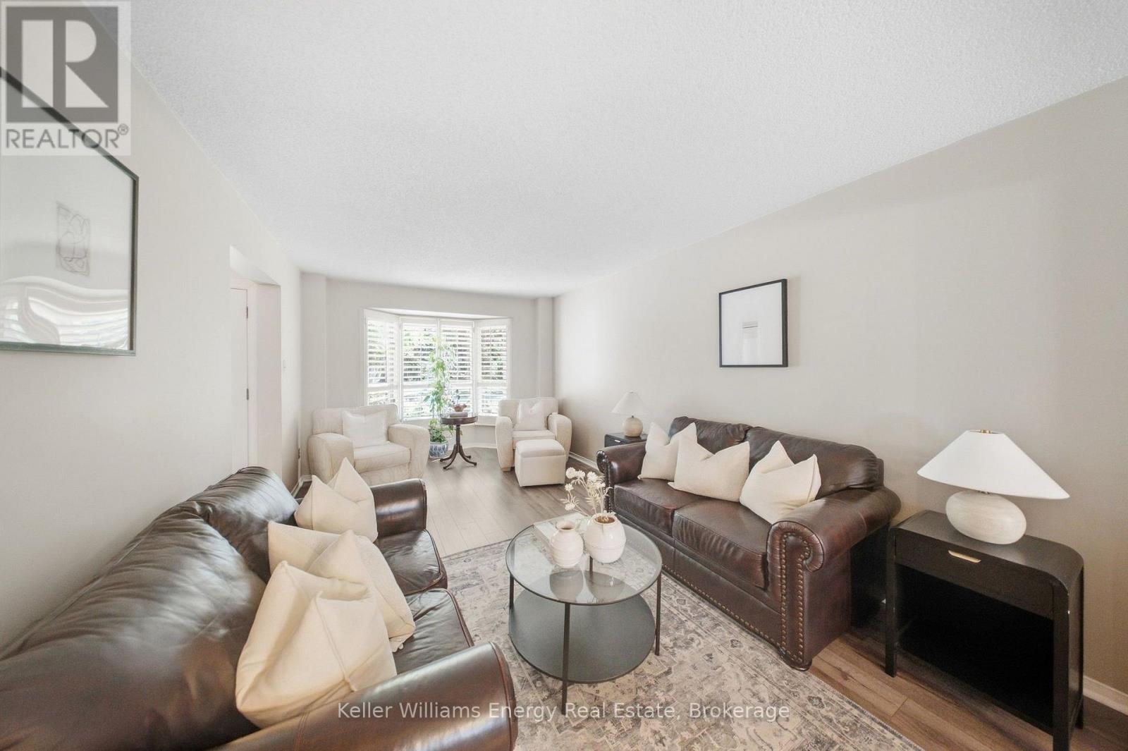 1083 Ridge Valley Drive, Oshawa, Ontario  L1K 2E2 - Photo 8 - E13823498