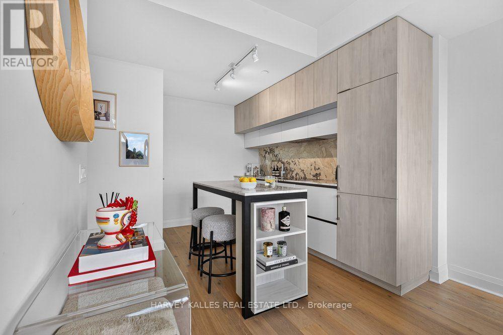 510 - 151 Avenue Road, Toronto, Ontario  M5R 0B8 - Photo 4 - C13823492