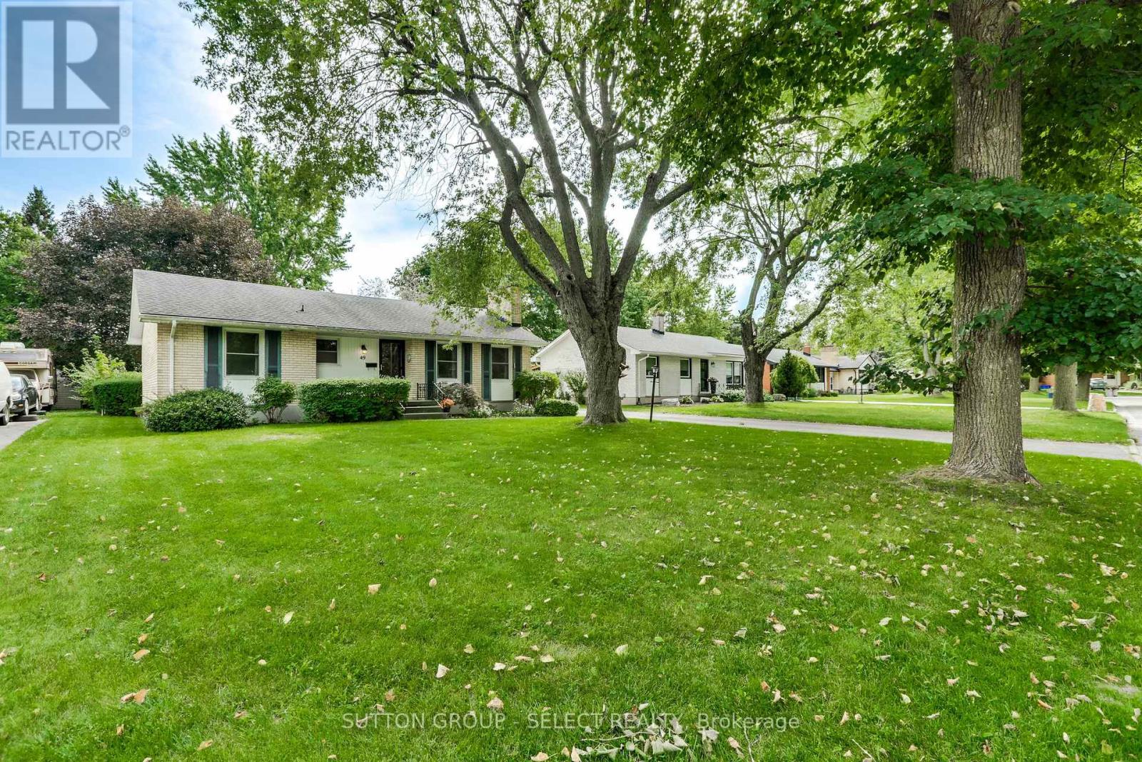 49 Mcleod Crescent, London North, Ontario  N5X 1S7 - Photo 2 - X13823344