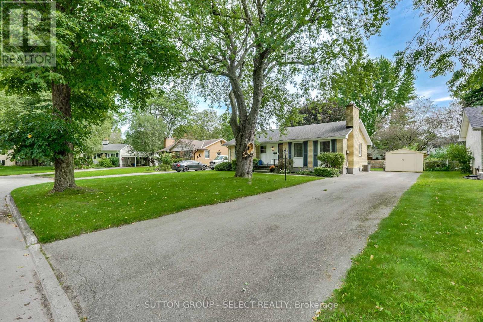 49 Mcleod Crescent, London North, Ontario  N5X 1S7 - Photo 3 - X13823344