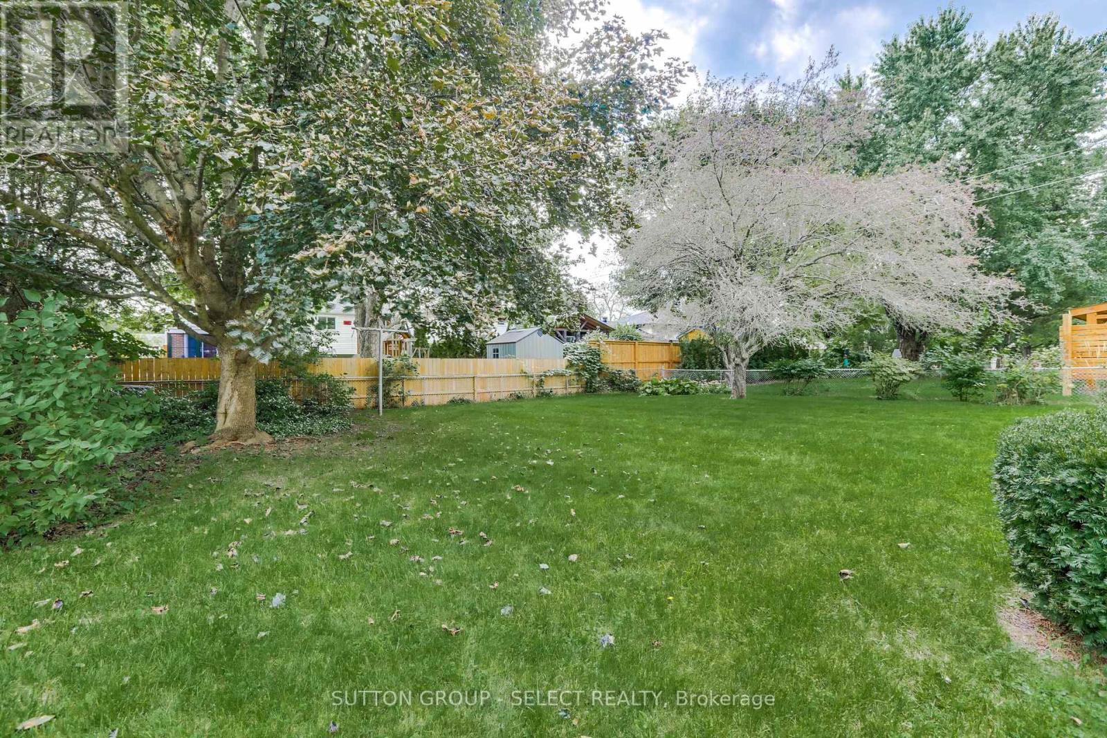 49 Mcleod Crescent, London North, Ontario  N5X 1S7 - Photo 46 - X13823344