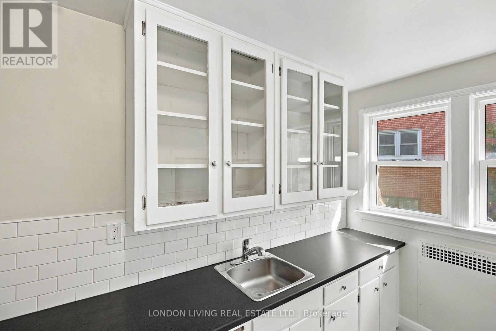 4 - 137 Windsor Crescent, London South, Ontario  N6C 1V9 - Photo 15 - X13823386