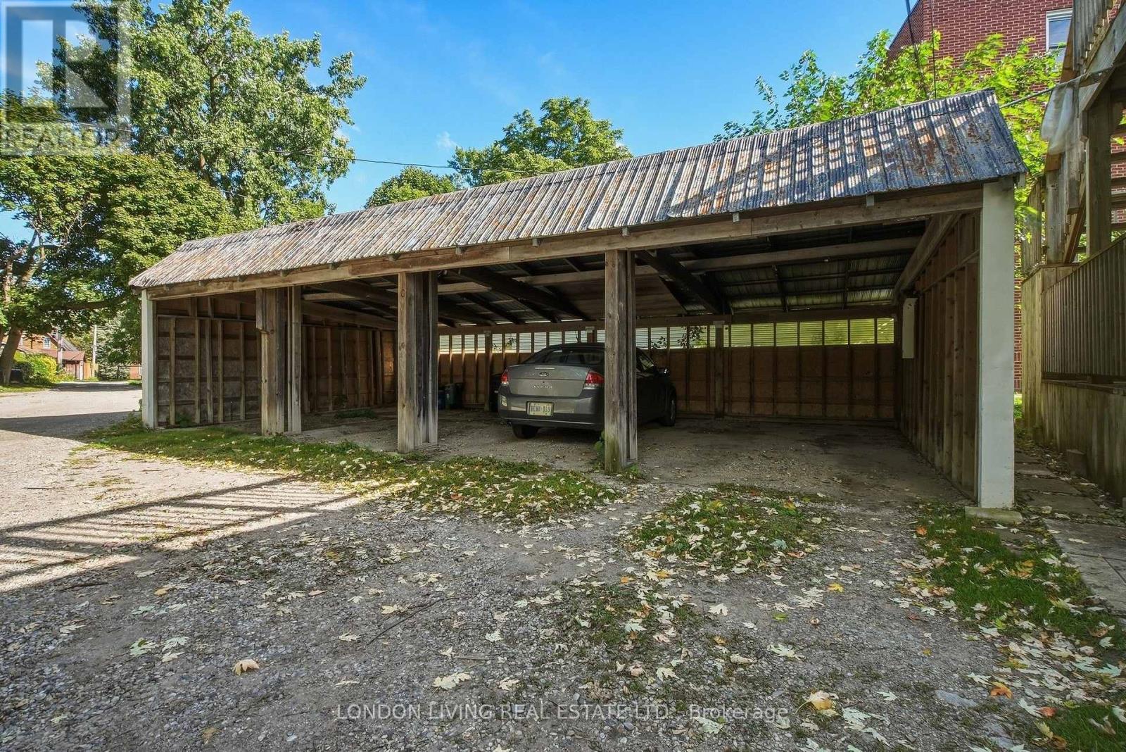 4 - 137 Windsor Crescent, London South, Ontario  N6C 1V9 - Photo 27 - X13823386