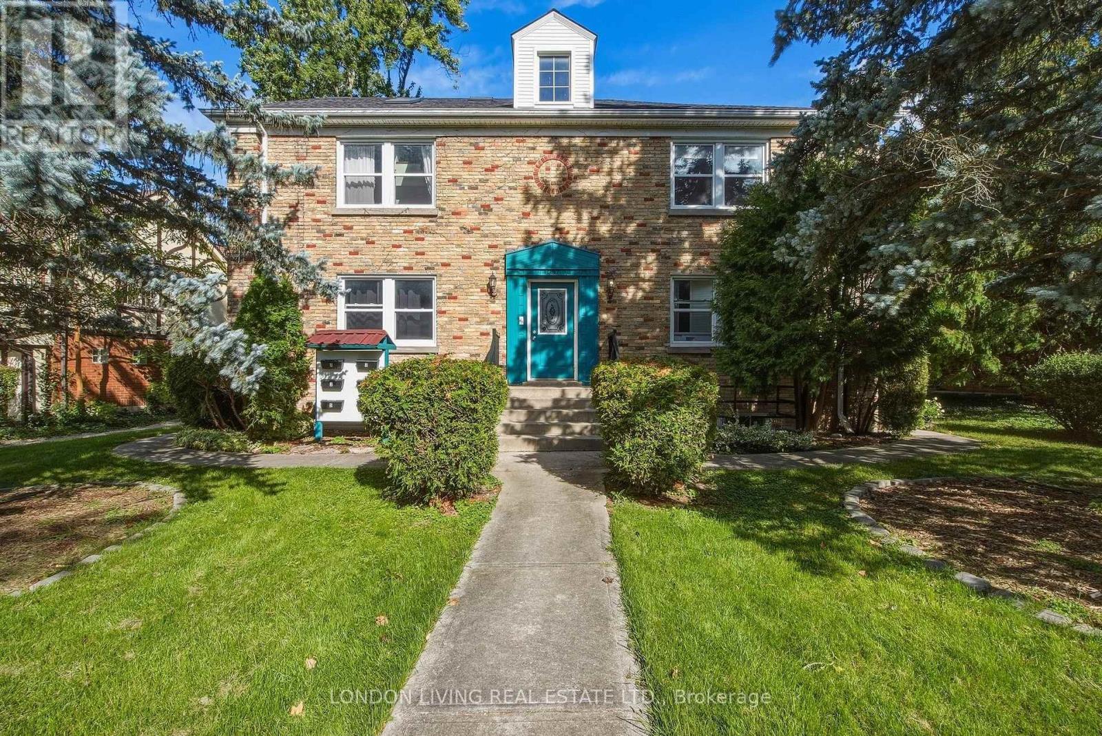 4 - 137 Windsor Crescent, London South, Ontario  N6C 1V9 - Photo 3 - X13823386