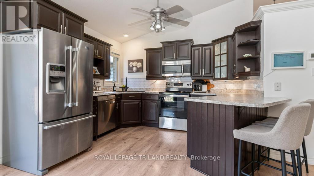 3 Cottonwood Drive, St. Thomas, Ontario  N5P 4M3 - Photo 11 - X13823530