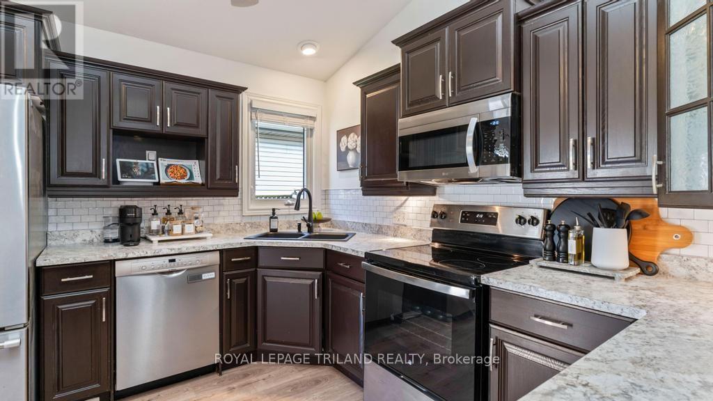 3 Cottonwood Drive, St. Thomas, Ontario  N5P 4M3 - Photo 13 - X13823530