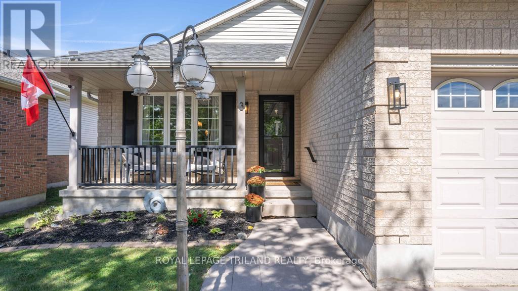 3 Cottonwood Drive, St. Thomas, Ontario  N5P 4M3 - Photo 3 - X13823530