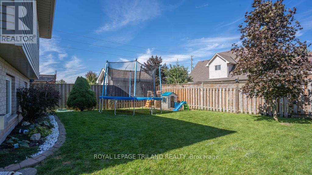 3 Cottonwood Drive, St. Thomas, Ontario  N5P 4M3 - Photo 32 - X13823530