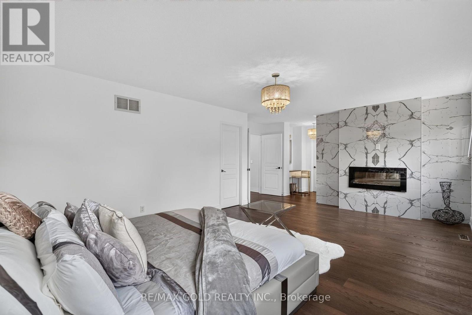 94 Twin Streams Road, Whitby, Ontario  L1P 0A4 - Photo 24 - E13823208
