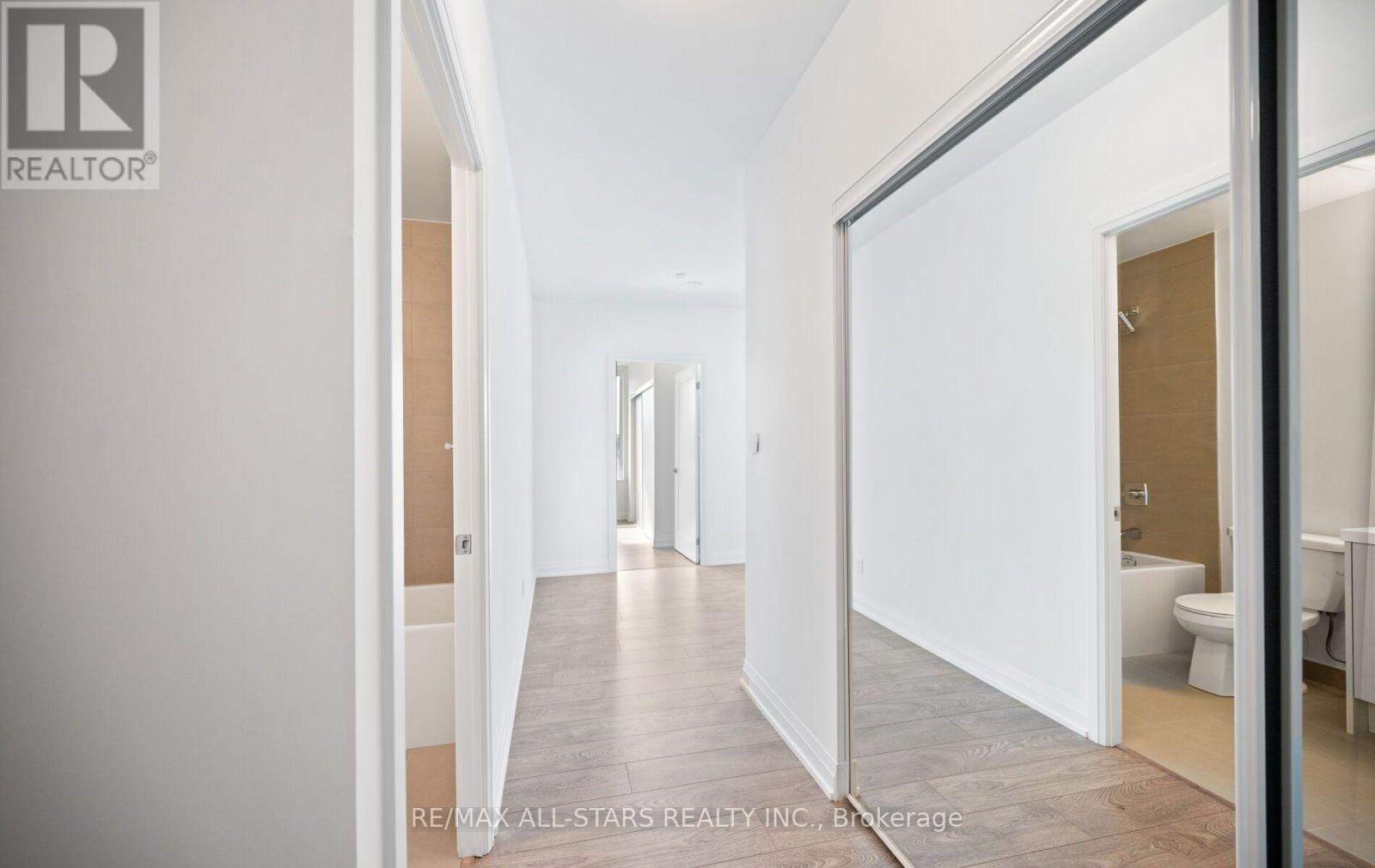 315 - 286 Main Street, Toronto, Ontario  M4C 0B3 - Photo 4 - E13823460
