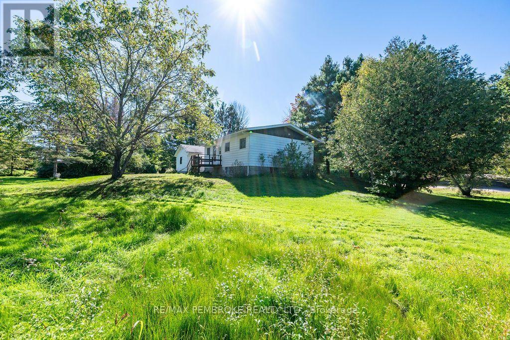 774 Pinegrove Crescent, Petawawa, Ontario  K8A 7E4 - Photo 27 - X13823436