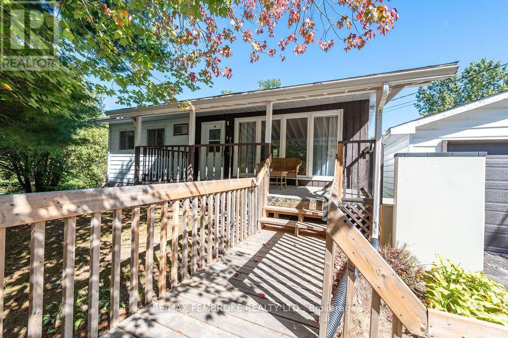 774 Pinegrove Crescent, Petawawa, Ontario  K8A 7E4 - Photo 3 - X13823436