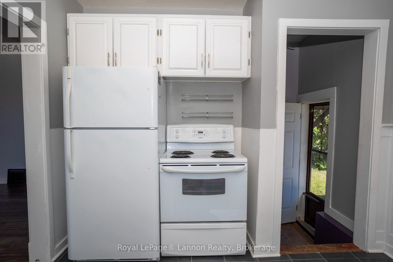 738 Mortimer Avenue E, Thunder Bay, Ontario  P7E 1Y6 - Photo 10 - X13823474