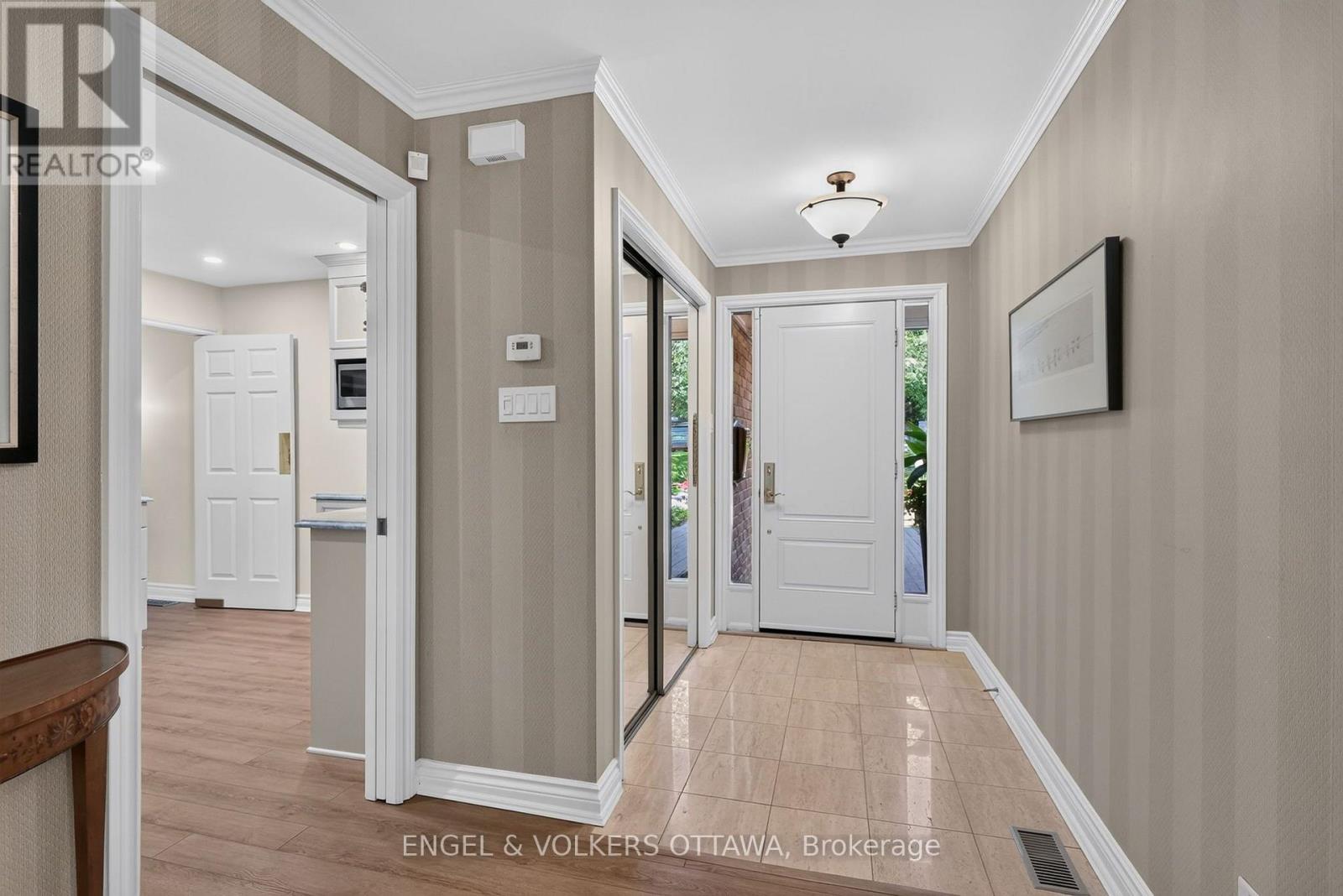 7 - 55 Whitemarl Drive, Ottawa, Ontario  K1L 8J9 - Photo 3 - X13823206