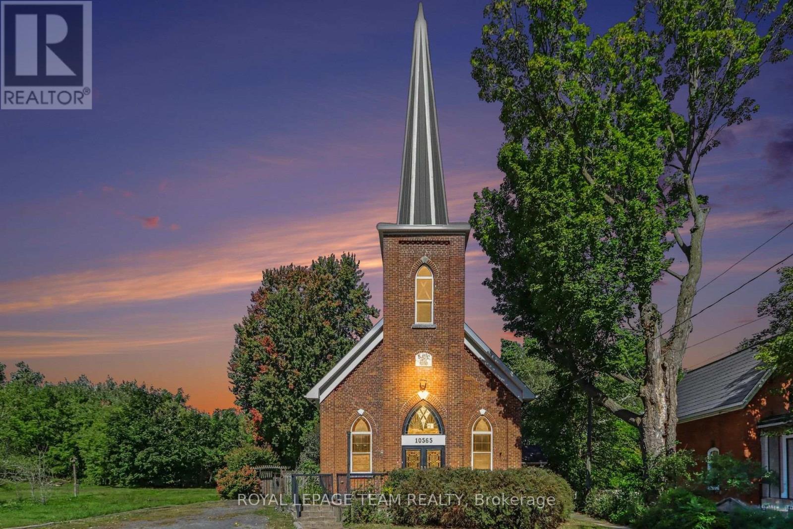 10565 MAIN STREET, North Dundas, Ontario