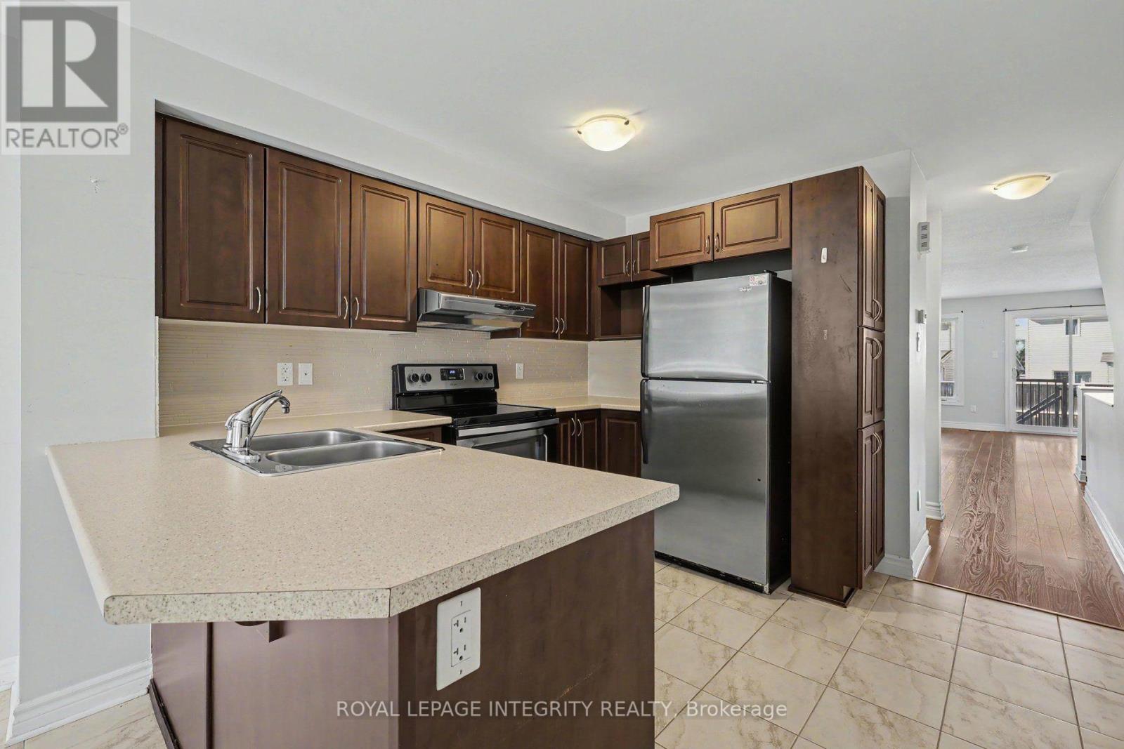 B - 621 Chapman Mills Drive, Ottawa, Ontario K2J 5T1 - Photo 4 - X13823512