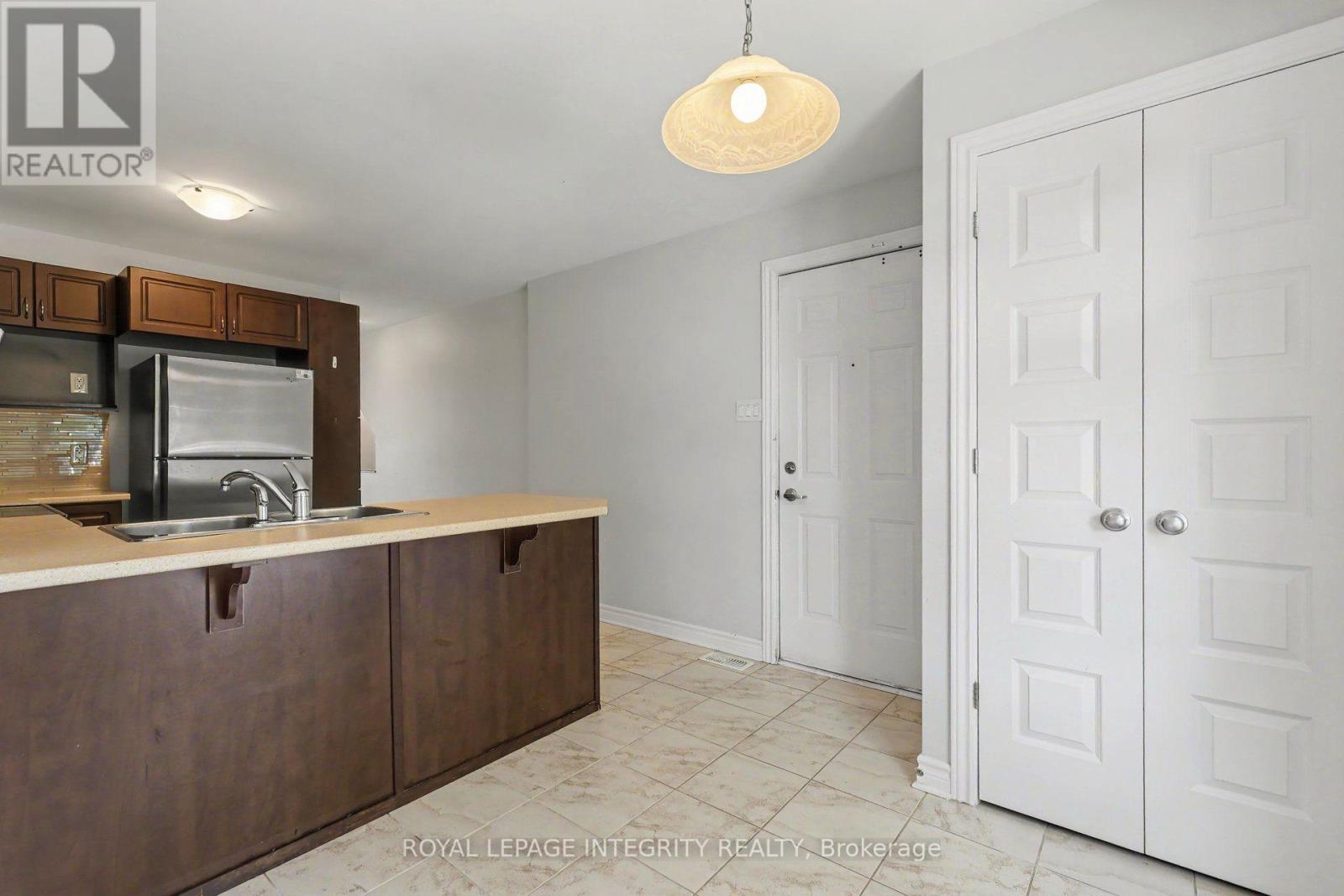B - 621 Chapman Mills Drive, Ottawa, Ontario K2J 5T1 - Photo 5 - X13823512