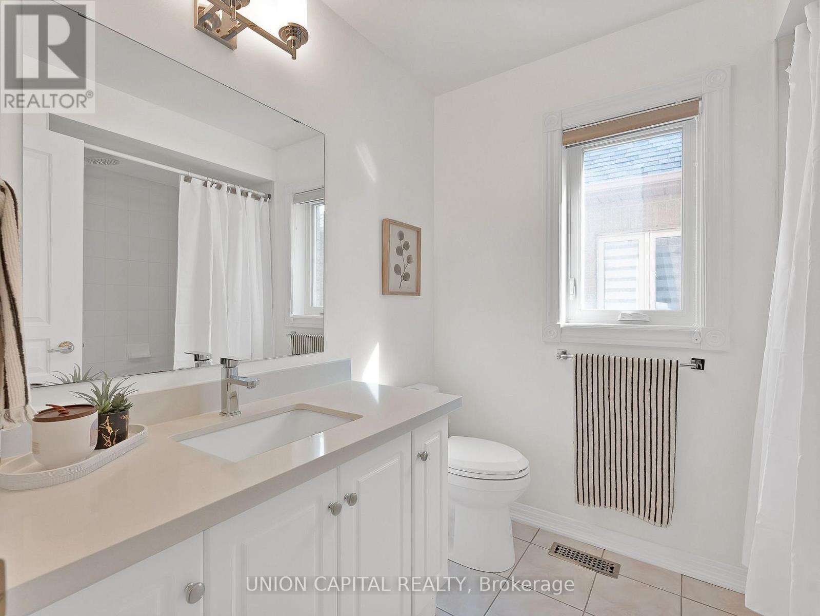 112 Southbrook Crescent, Markham (Cachet), Ontario  L6C 2H6 - Photo 18 - N13823398