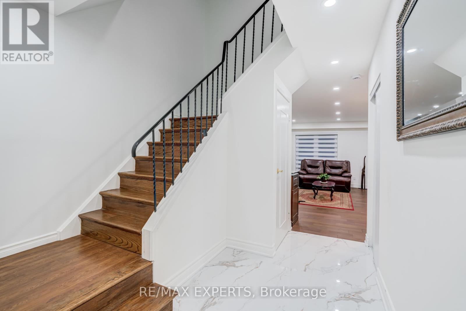 10 Knightsbridge Way, Markham (Markham Village), Ontario  L3P 3W5 - Photo 18 - N13823408