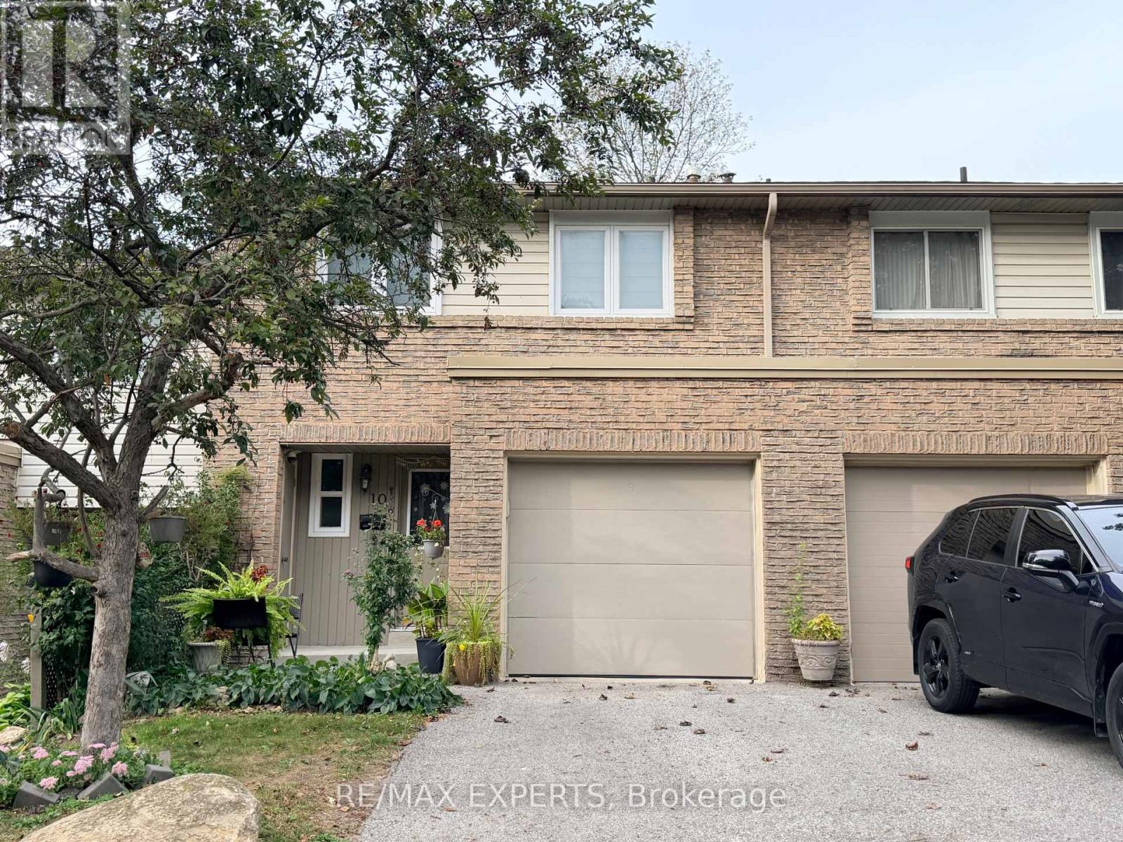 10 Knightsbridge Way, Markham (Markham Village), Ontario  L3P 3W5 - Photo 3 - N13823408