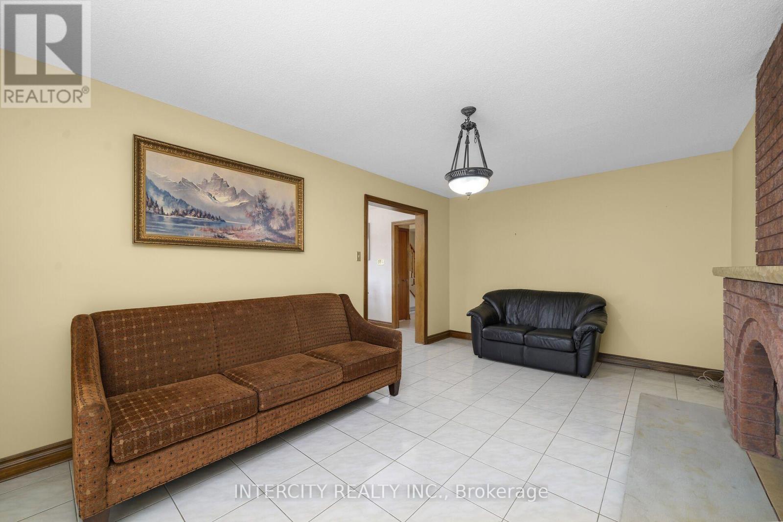 57 Kaiser Drive, Vaughan (West Woodbridge), Ontario  L4L 3V2 - Photo 18 - N13823440