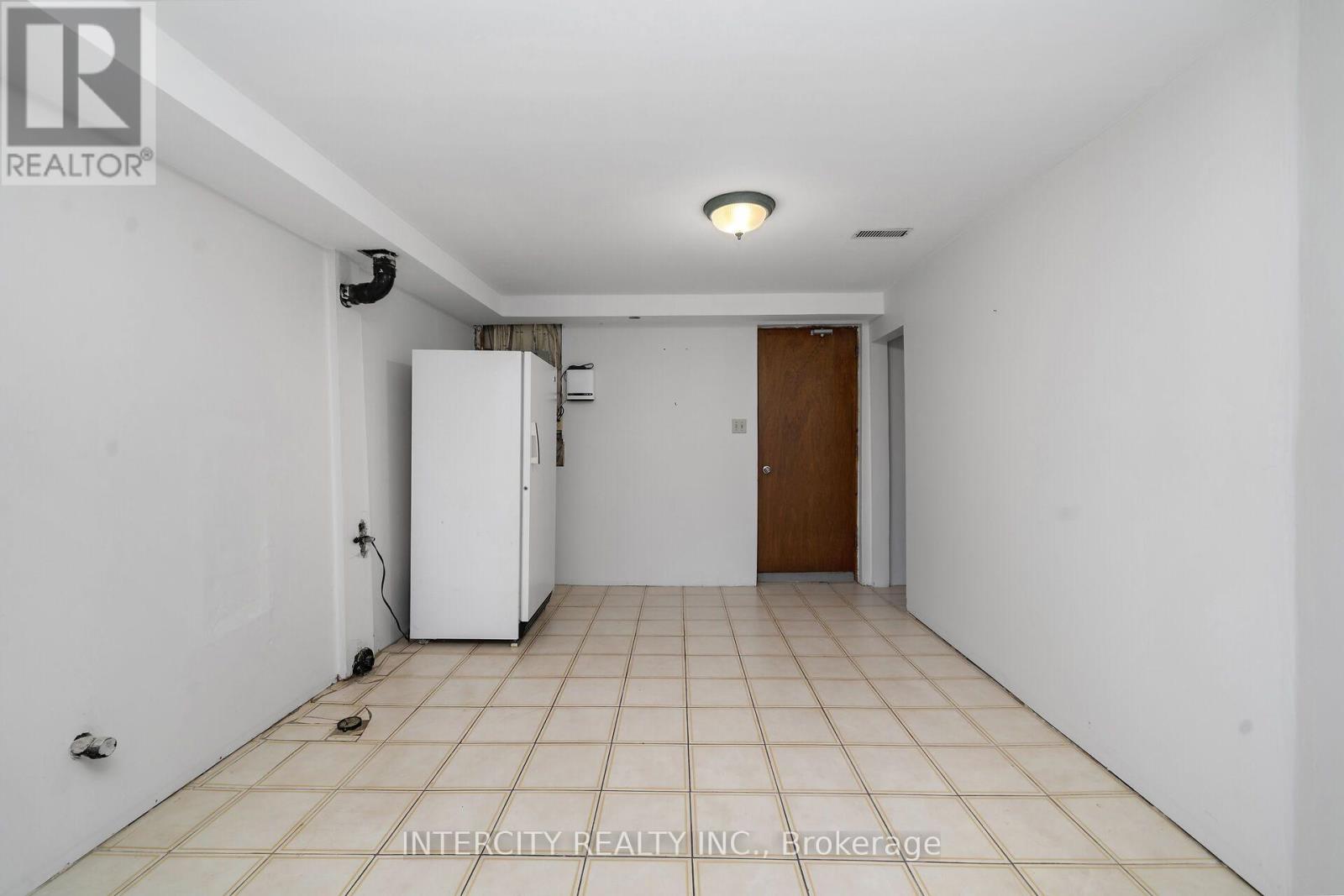 57 Kaiser Drive, Vaughan (West Woodbridge), Ontario  L4L 3V2 - Photo 40 - N13823440